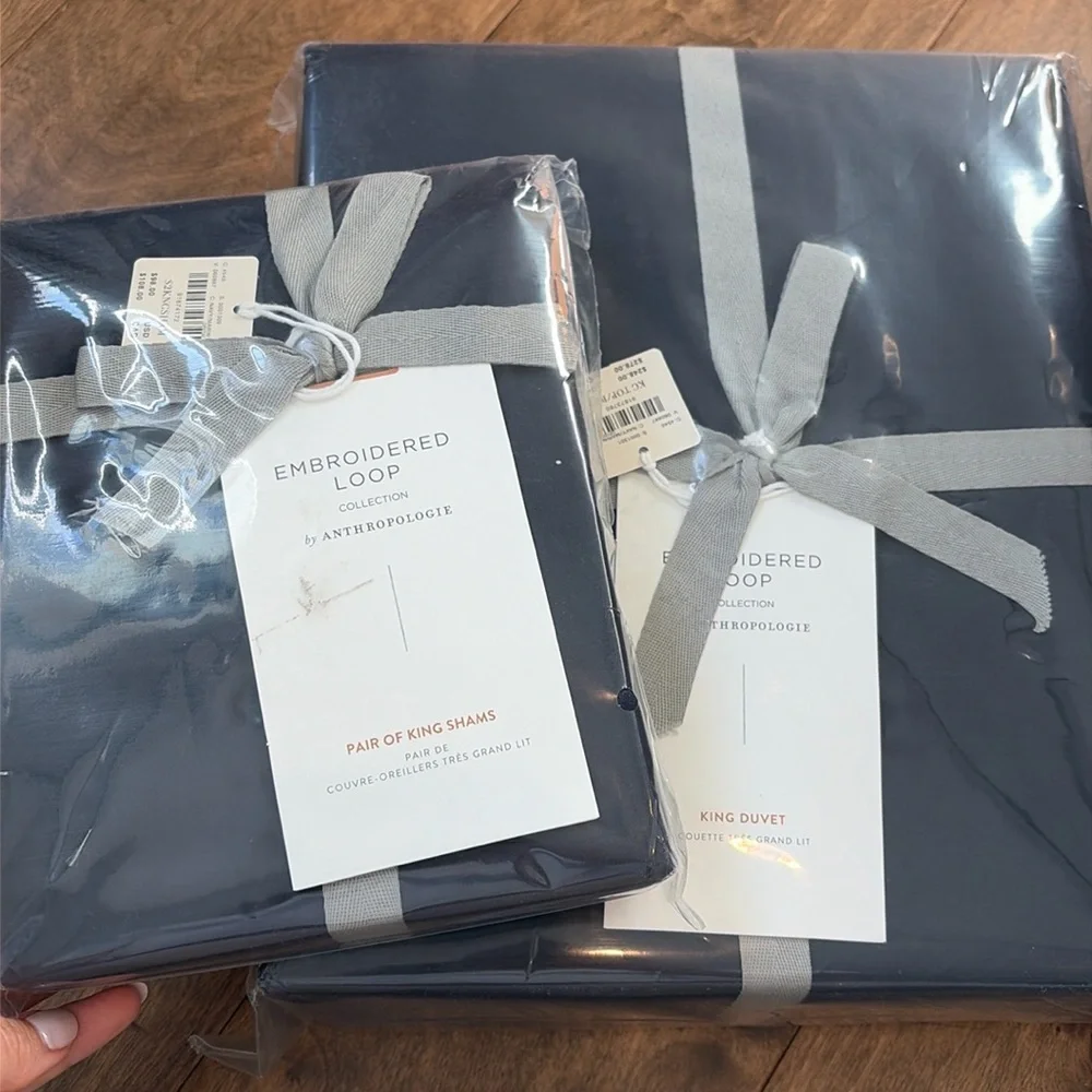 Maeve, Anthropologie Organic Cotton Looped Embroidered King Duvet Cover + Shams